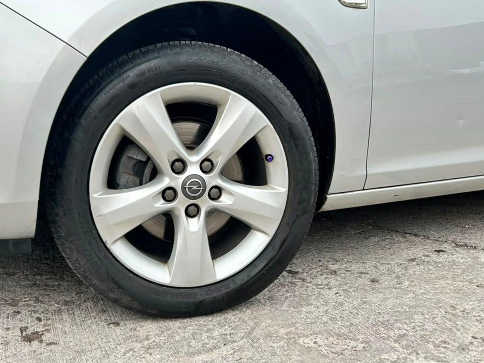 Opel Astra 2013 - Foto 5 de 19