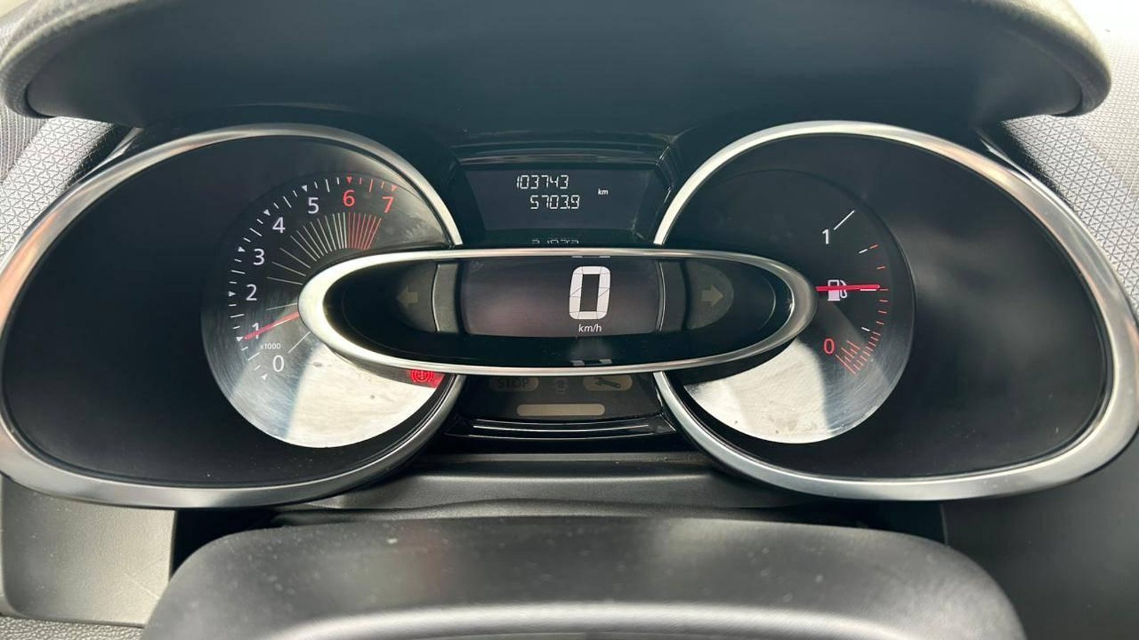 Renault Clio 2016 - Imagen 8 de 20