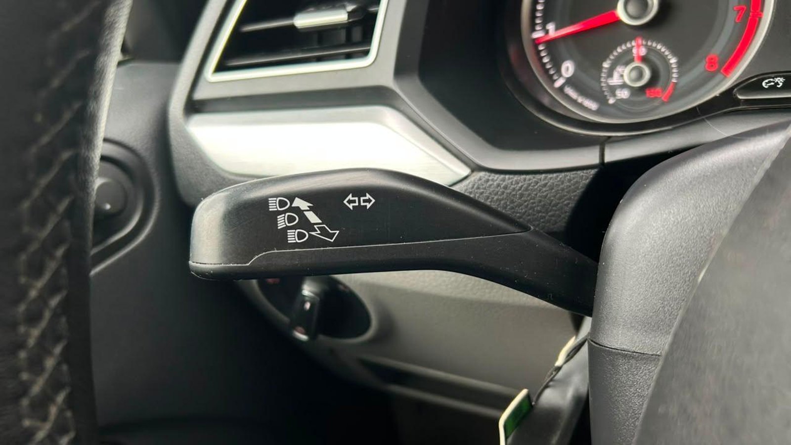 Volkswagen VOYAGE 2022 - Imagen 19 de 20