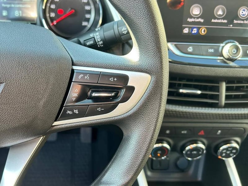 Chevrolet Onix 2021 - Imagen 18 de 20