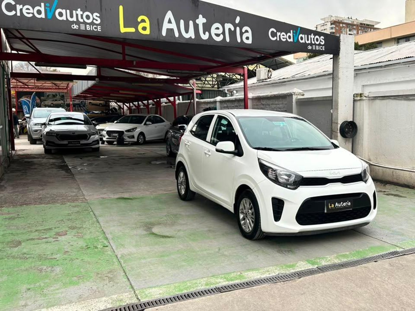 Kia Morning 2023 - Foto 2 de 20