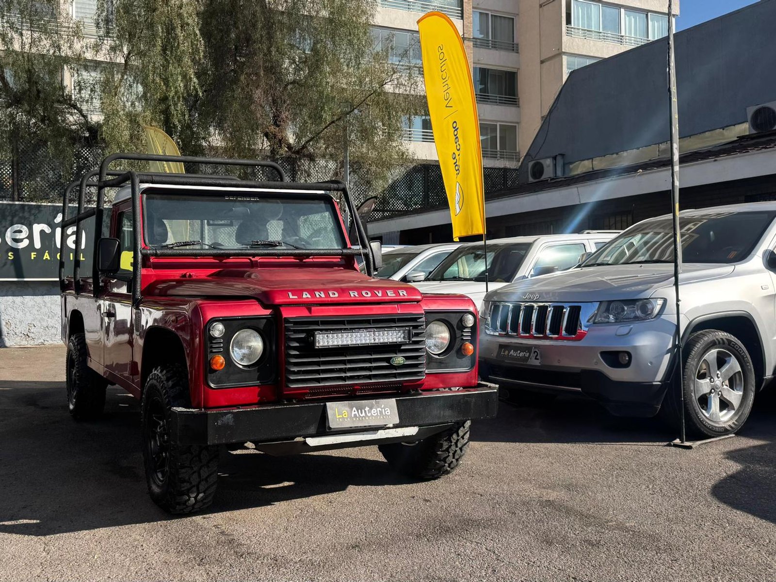 Land Rover DEFENDER 110 2014 - Foto 2 de 16