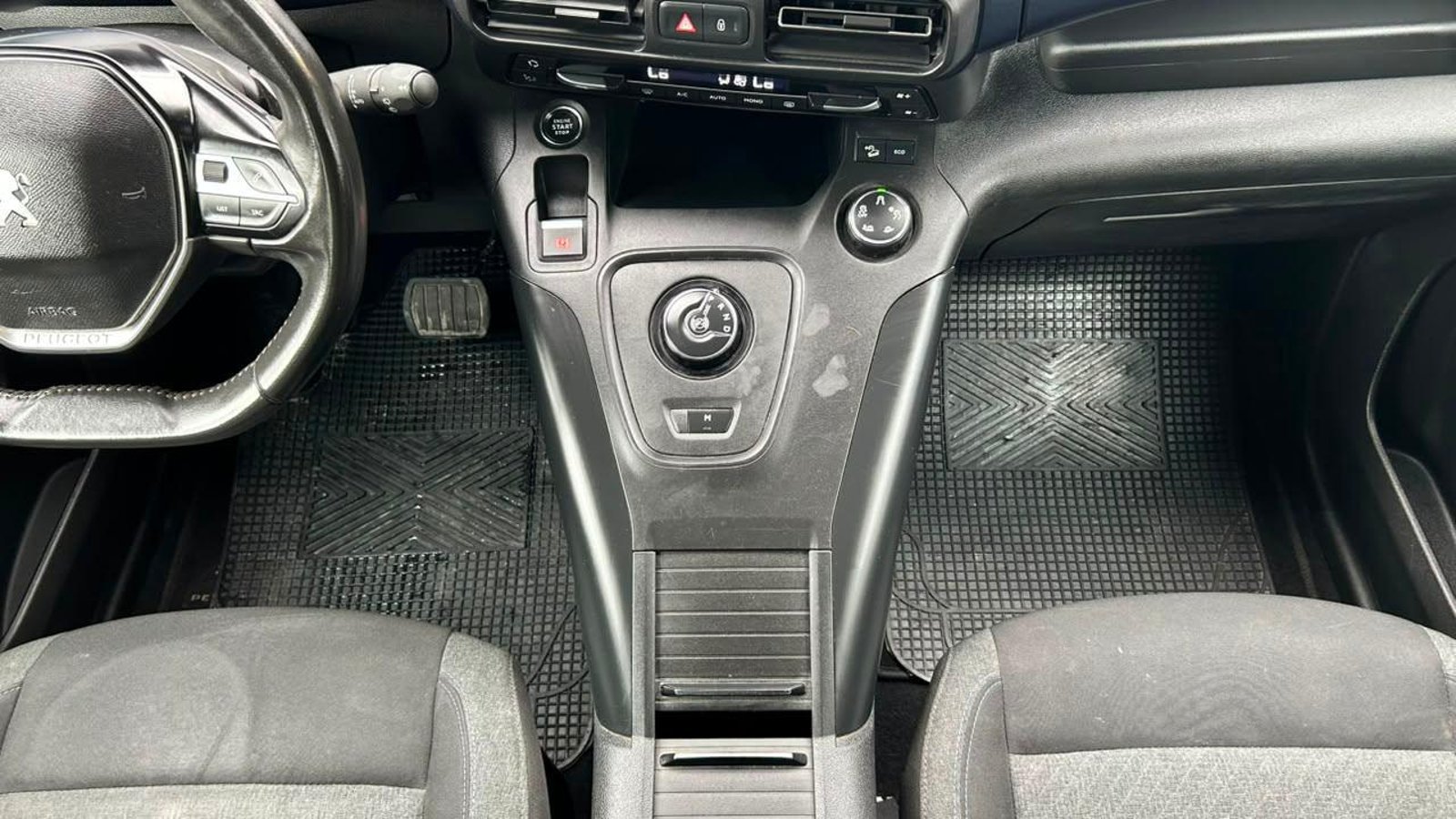 Peugeot Rifter 2022 - Imagen 15 de 20