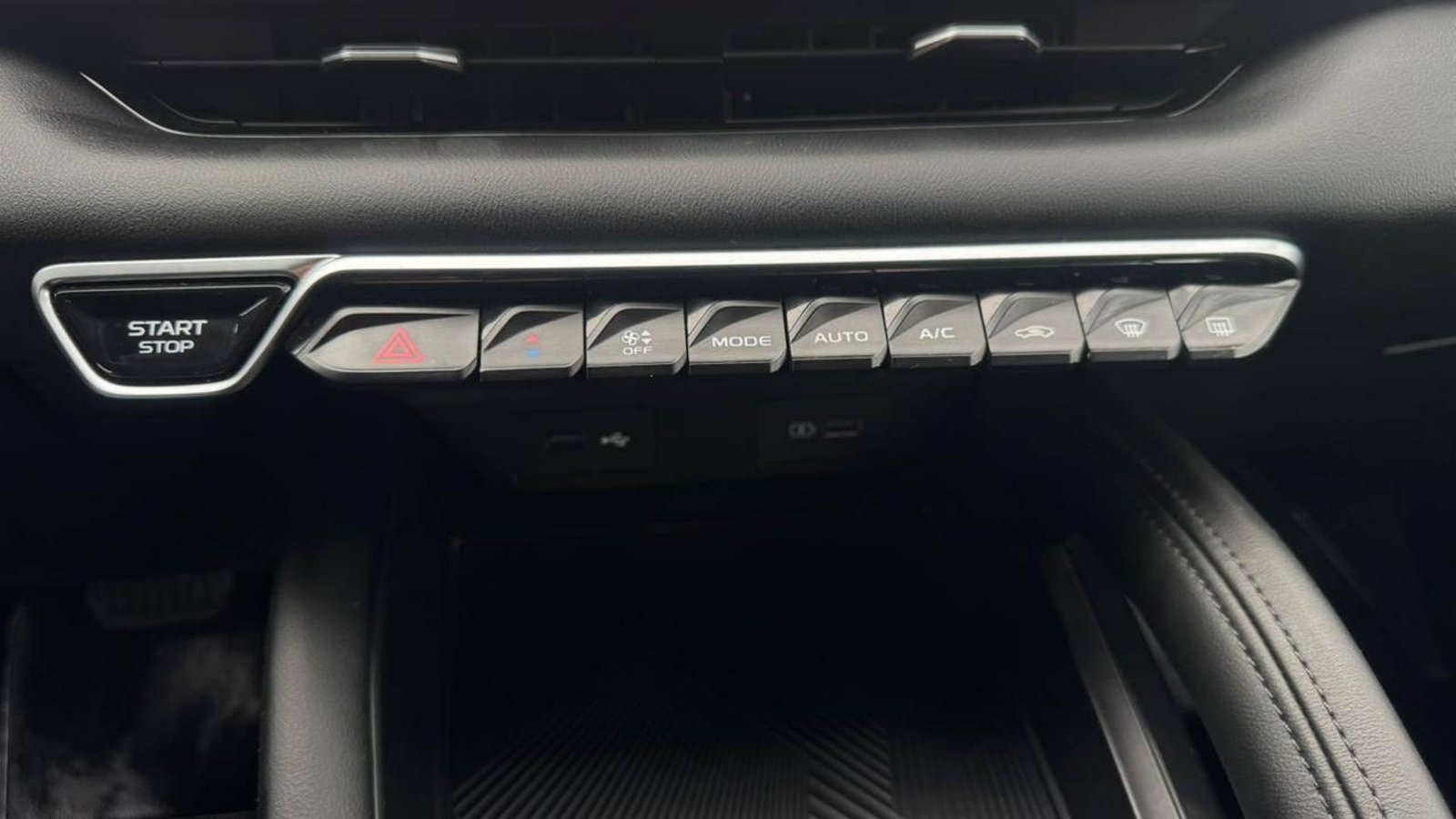 GEELY COOLRAY 2026 - Imagen 17 de 20