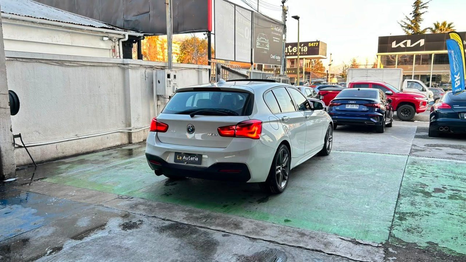 BMW 118D 2019 - Imagen 3 de 20