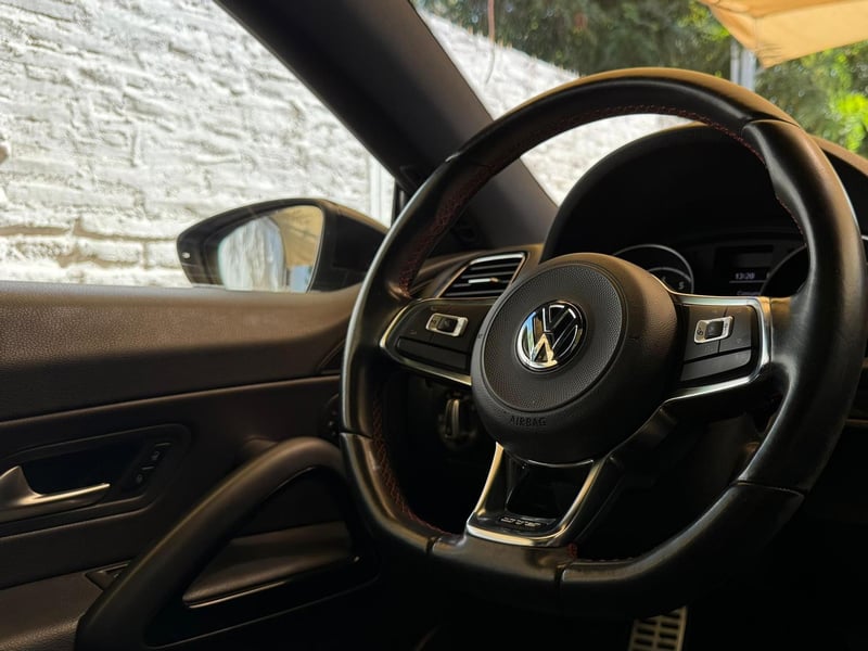 Volkswagen Scirocco 2018 - Imagen 8 de 19