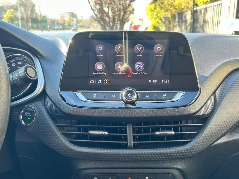 Chevrolet Onix 2021 - Imagen 12 de 20