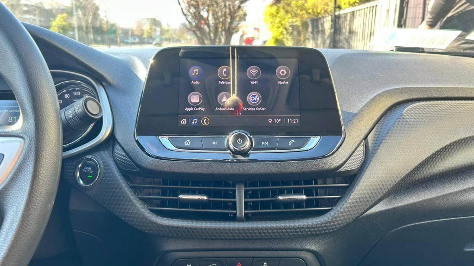 Chevrolet Onix 2021 - Imagen 12 de 20