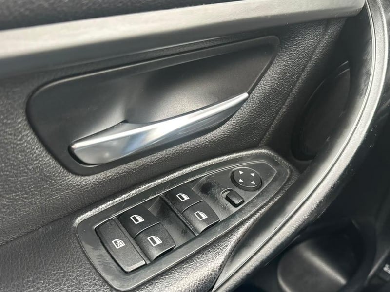 BMW 320I 2013 - Imagen 20 de 20