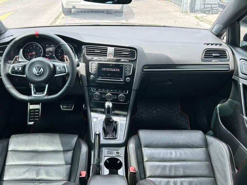Volkswagen GOLF 2017 - Imagen 11 de 20