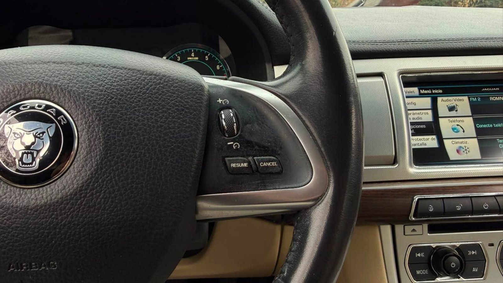 Jaguar XF 2014 - Imagen 17 de 20