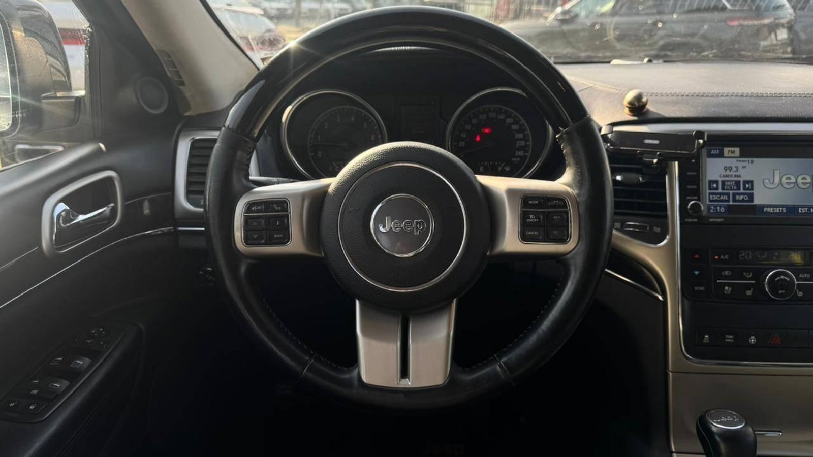 Jeep GRAND CHEROKEE 2012 - Imagen 10 de 20