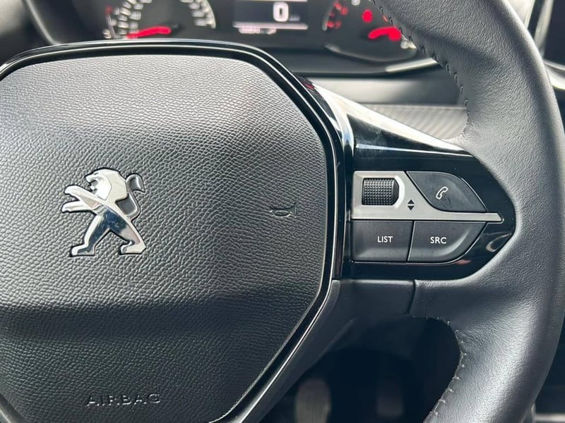 Peugeot 208 2024 - Imagen 16 de 20