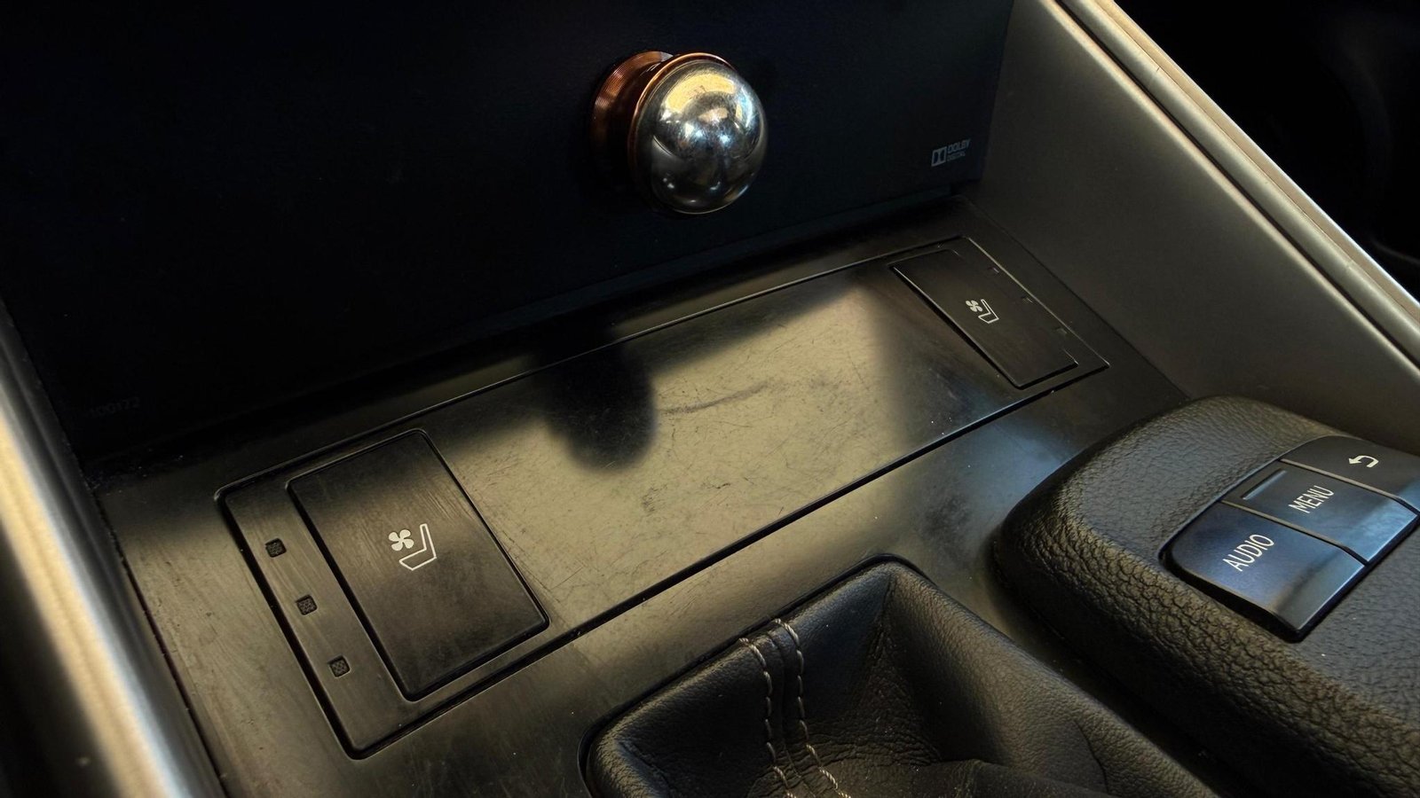 Lexus IS 2014 - Imagen 14 de 20