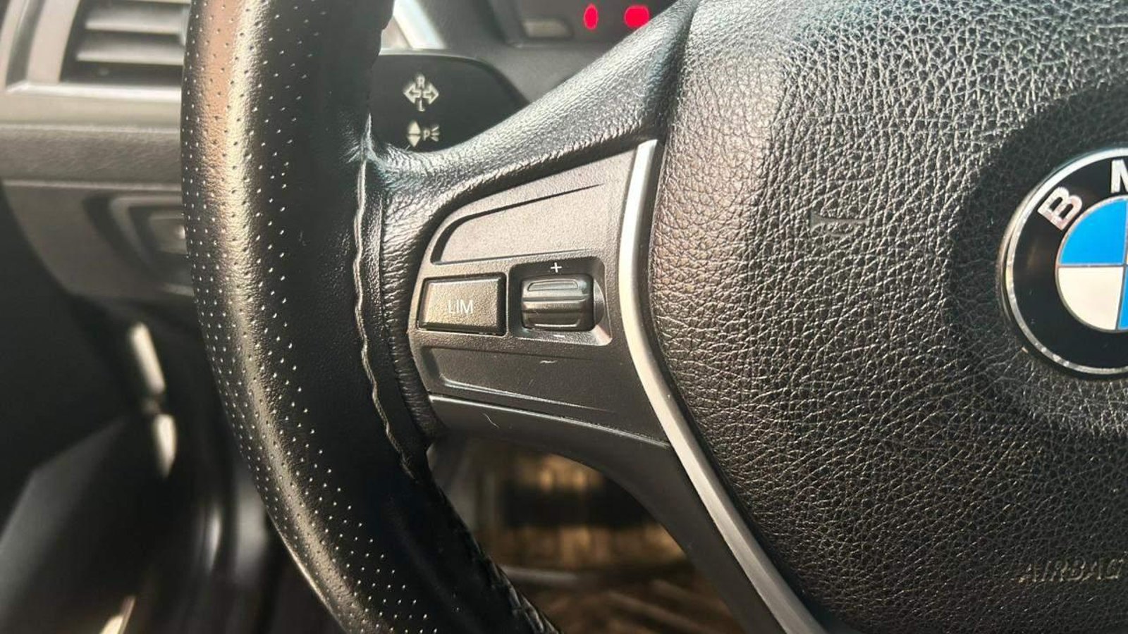 BMW 118I 2018 - Imagen 16 de 20