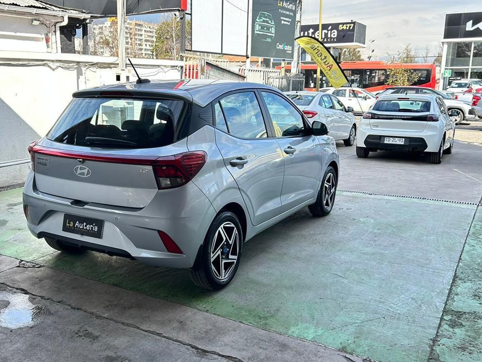 Hyundai GRAND I10 2025 - Foto 3 de 18