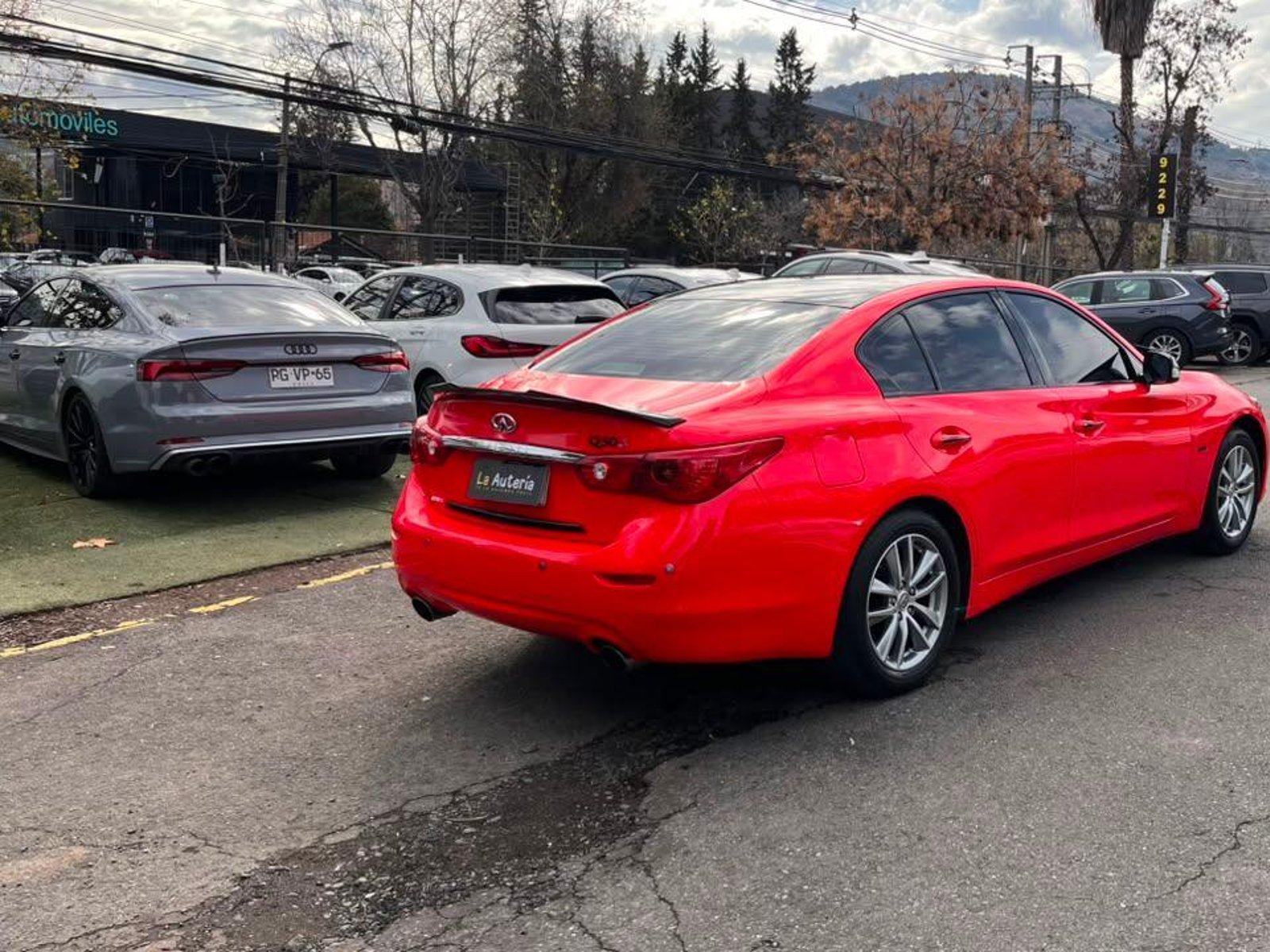 Infiniti Q50 2018 - Foto 3 de 18