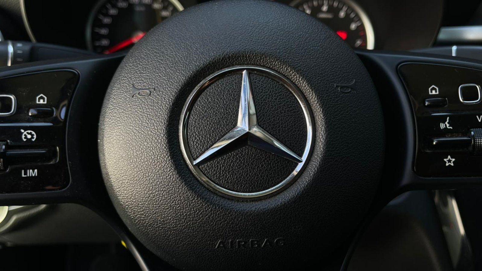 Mercedes Benz C180 2019 - Imagen 9 de 16