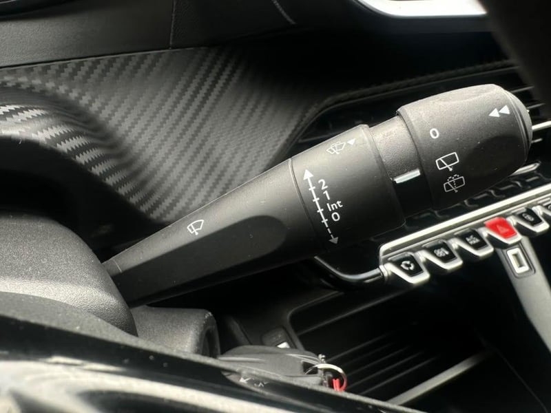 Peugeot 208 2023 - Imagen 15 de 20