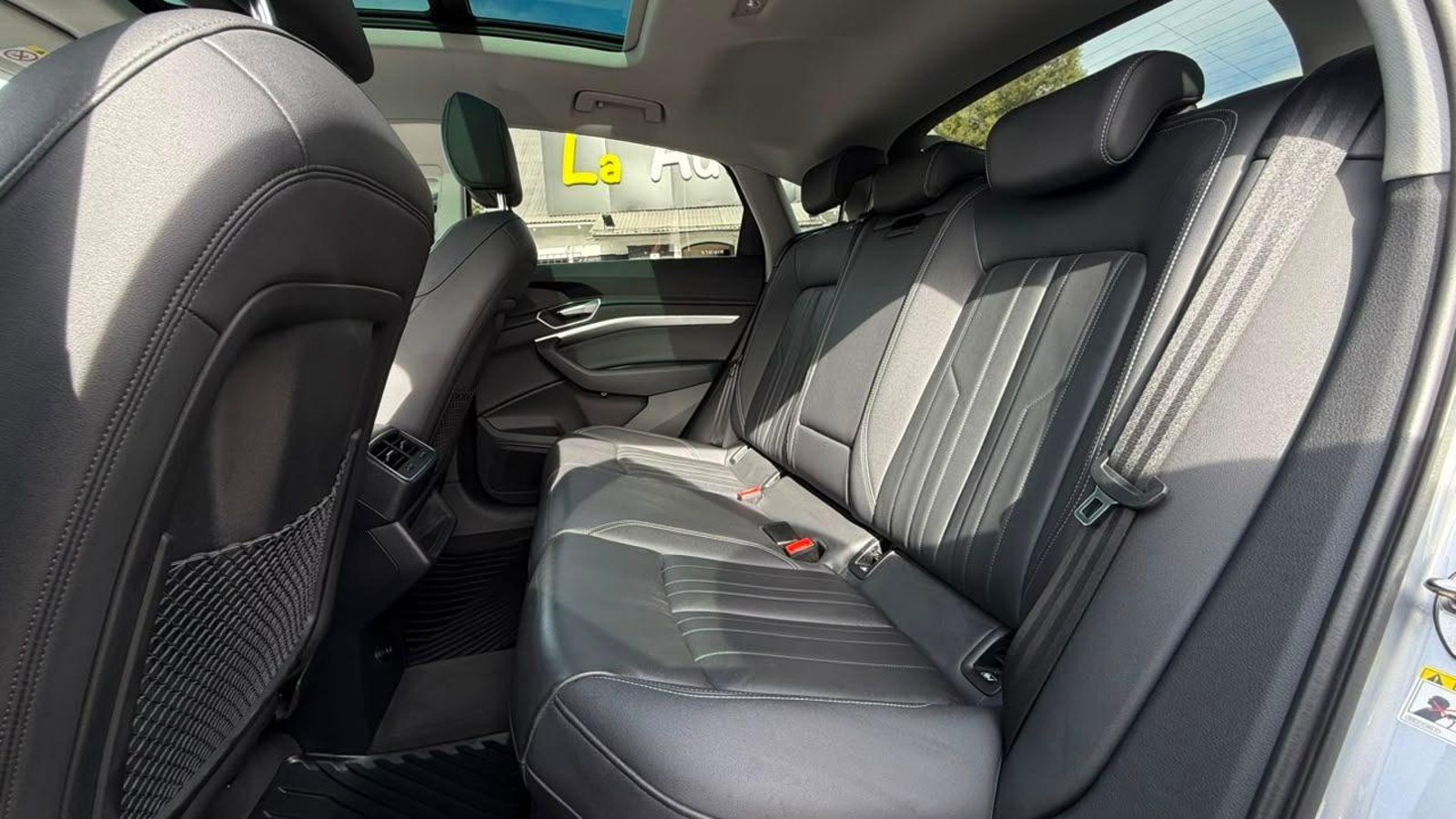 AUDI E TRON 2022 - Imagen 11 de 20