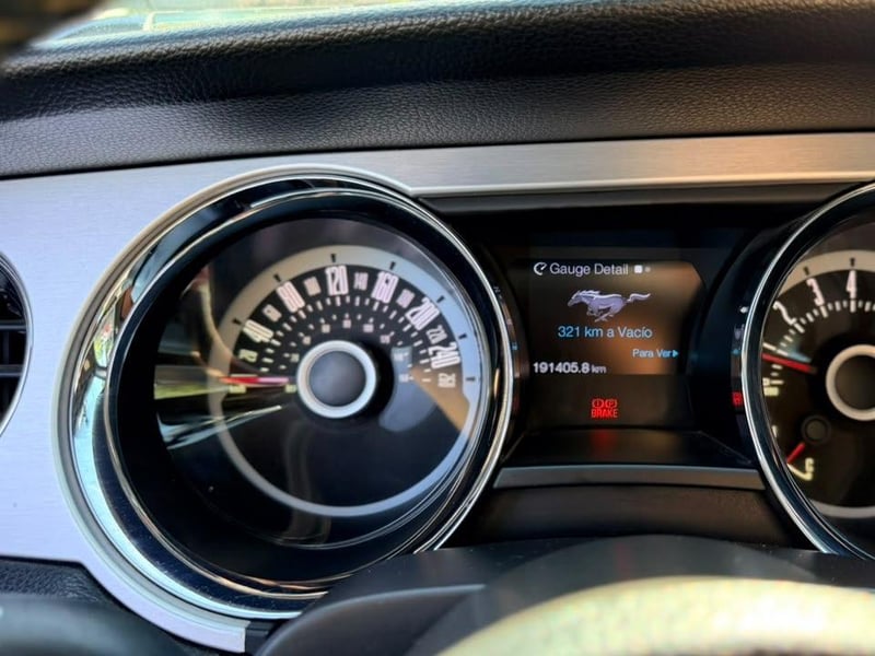 Ford MUSTANG 5.0 AUT 2013 - Imagen 16 de 20