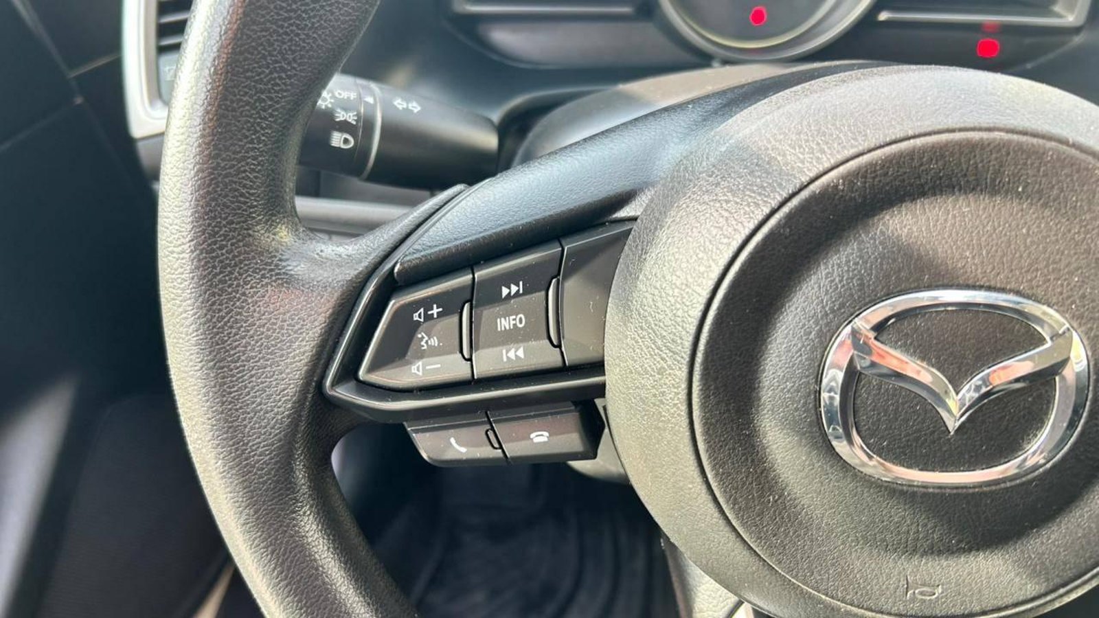 Mazda 3 2018 - Imagen 16 de 20