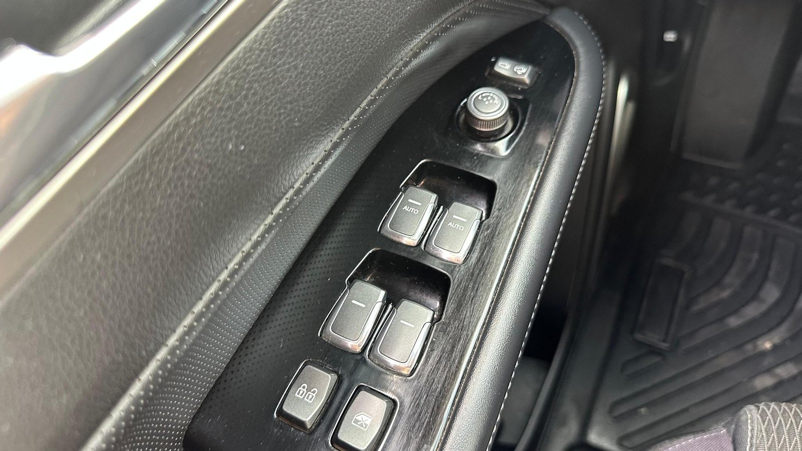 SsangYong New Rexton 2019 - Imagen 8 de 20
