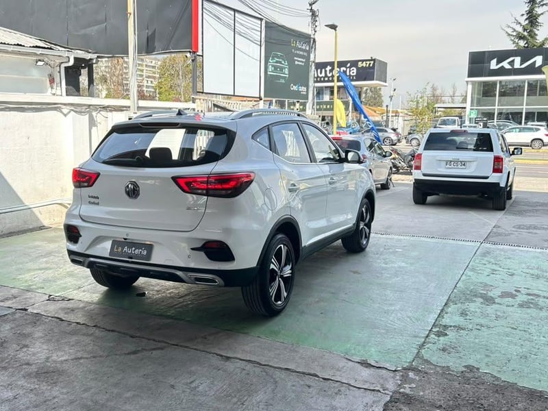 MG ZX 2022 - Imagen 3 de 20