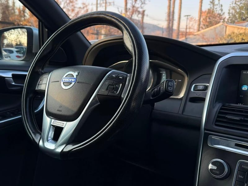 Volvo XC60 2016 - Imagen 11 de 20