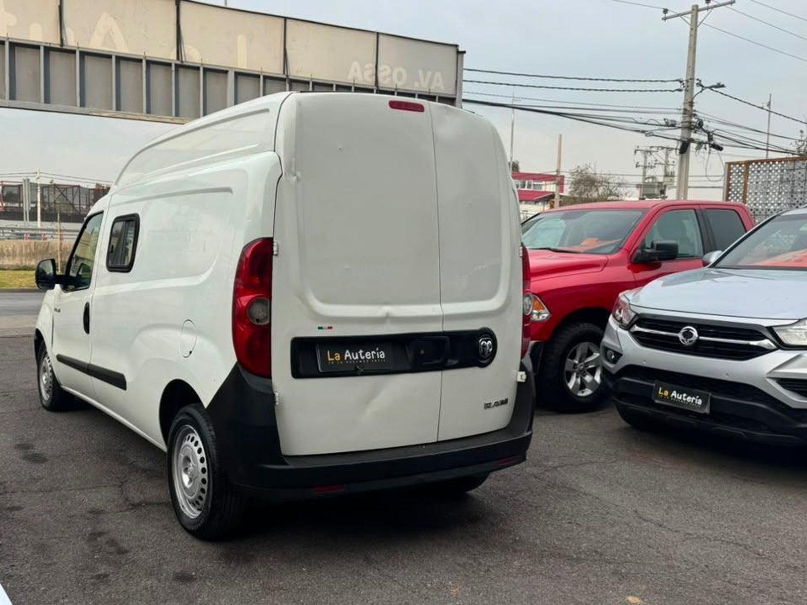 RAM VAN 1000 CARGO XL 1.6 2019 - Foto 3 de 15