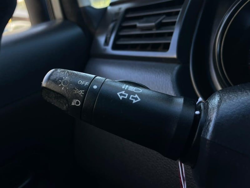 Nissan TIIDA 2012 - Imagen 11 de 15