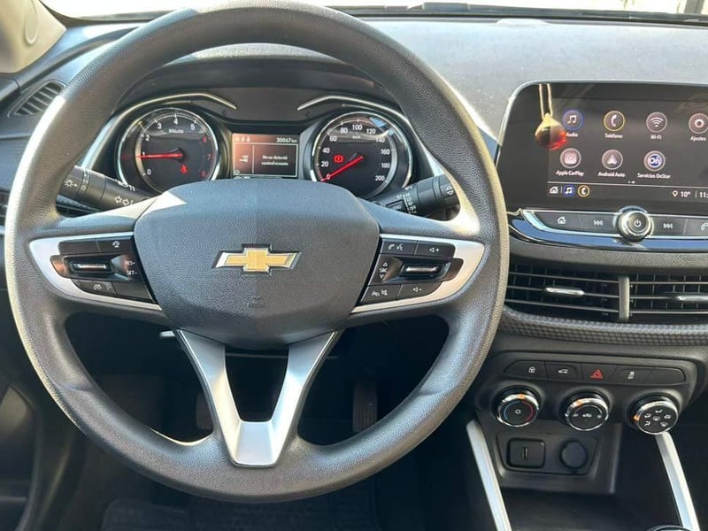 Chevrolet Onix 2021 - Imagen 8 de 20