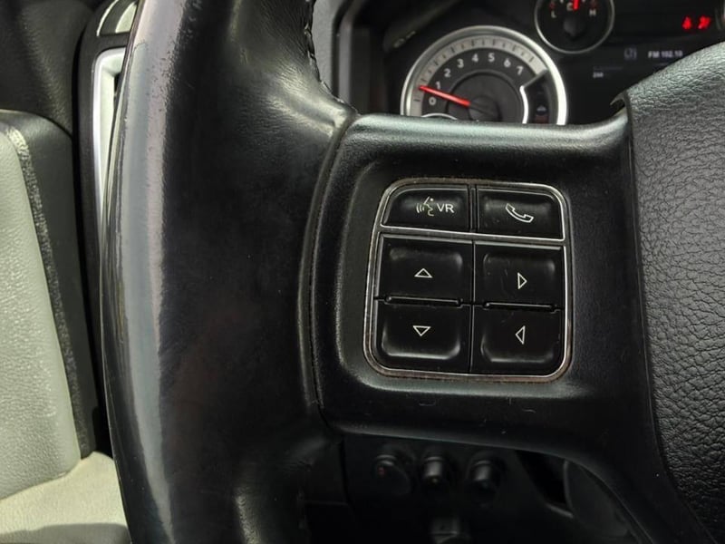 Dodge RAM 1500 2017 - Imagen 17 de 20