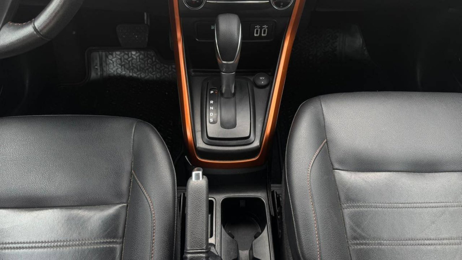 FORD ECOSPORT 2019 - Imagen 16 de 19