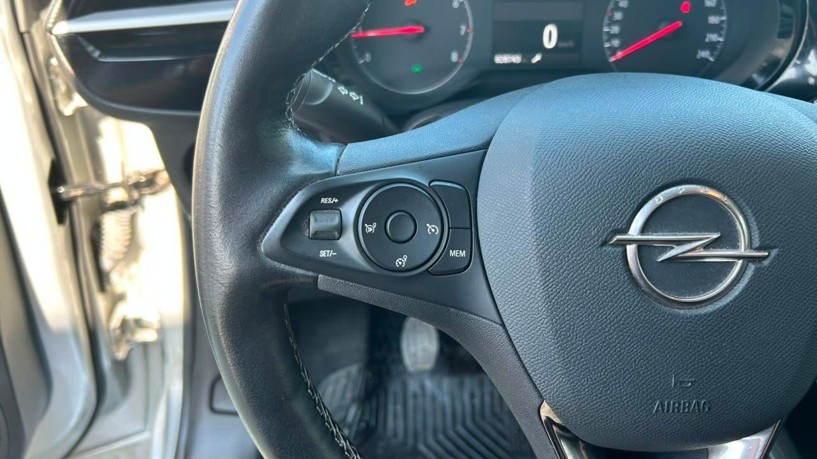 Opel CORSA 2022 - Imagen 15 de 20