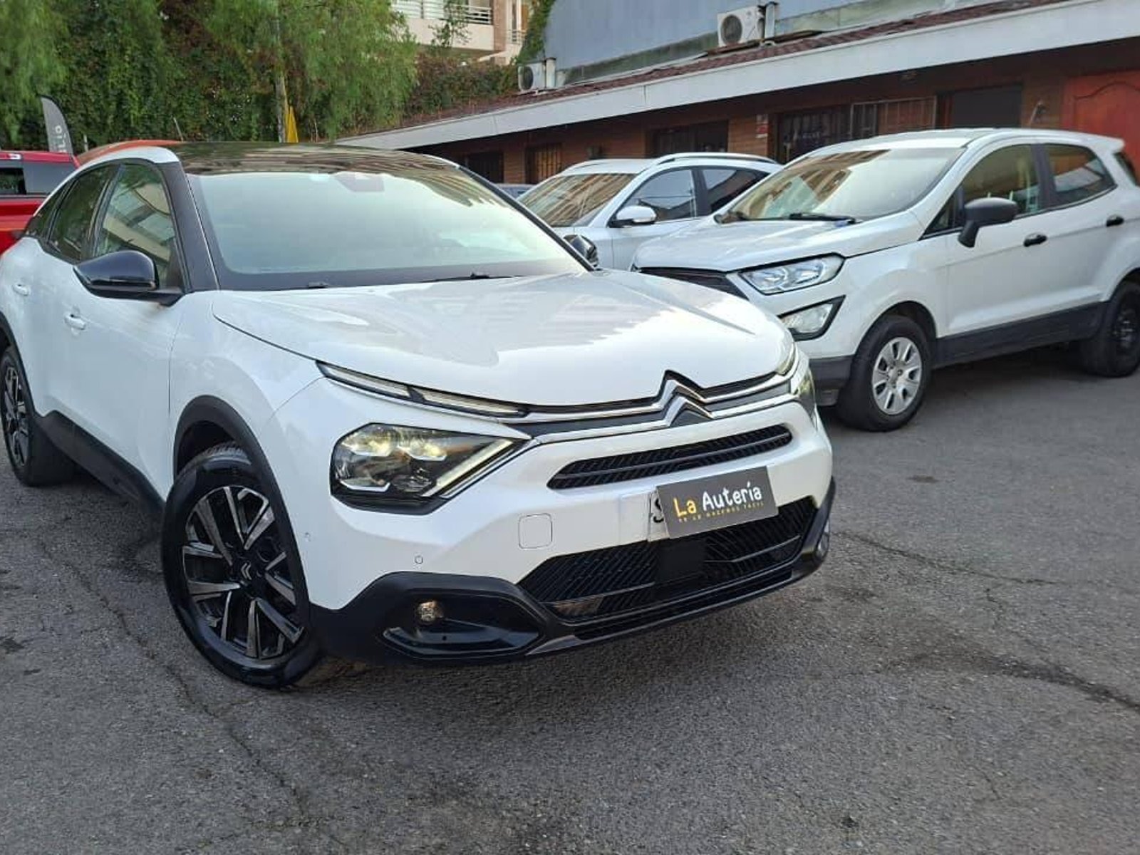 Citroën C4  1.5 AUTO 2023 - Foto 2 de 19