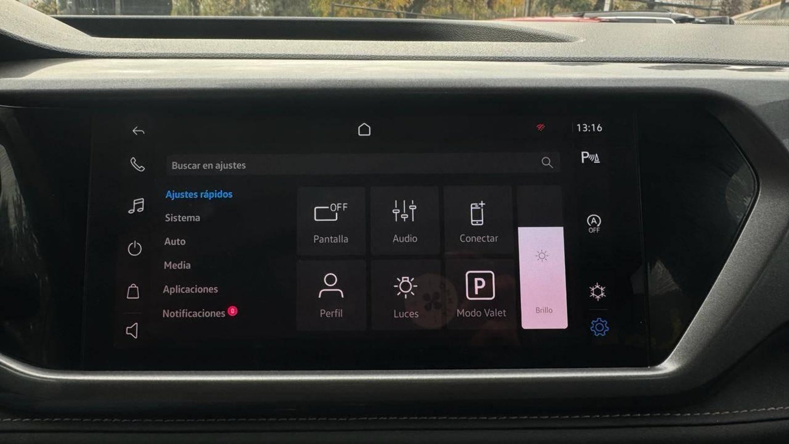 Volkswagen Taos 2022 - Imagen 17 de 19