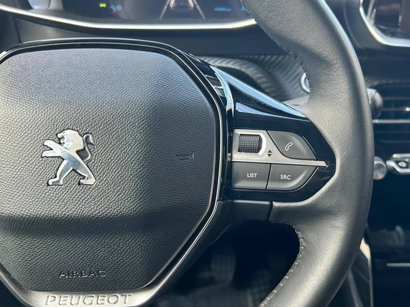 Peugeot 208 2023 - Imagen 19 de 20