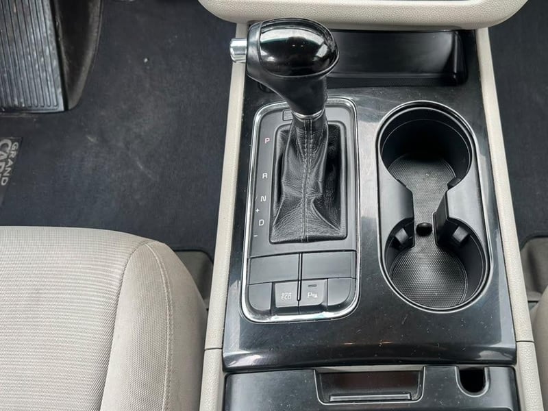 Kia Grand Carnival 2016 - Imagen 7 de 20