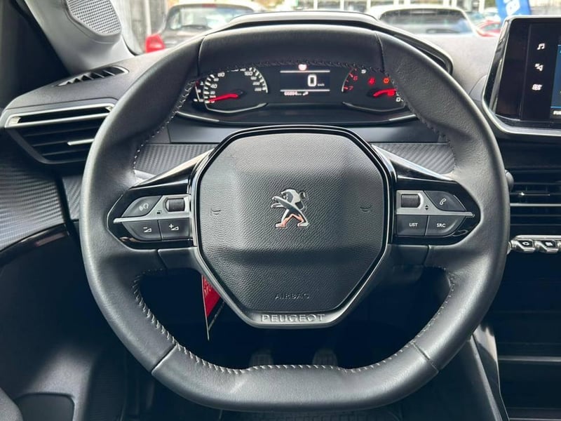 Peugeot 208 2024 - Imagen 6 de 20