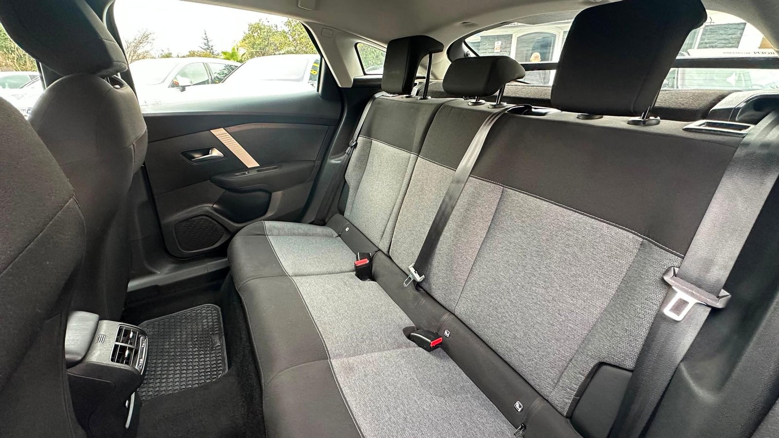 Citroën C4 2022 - Imagen 6 de 20