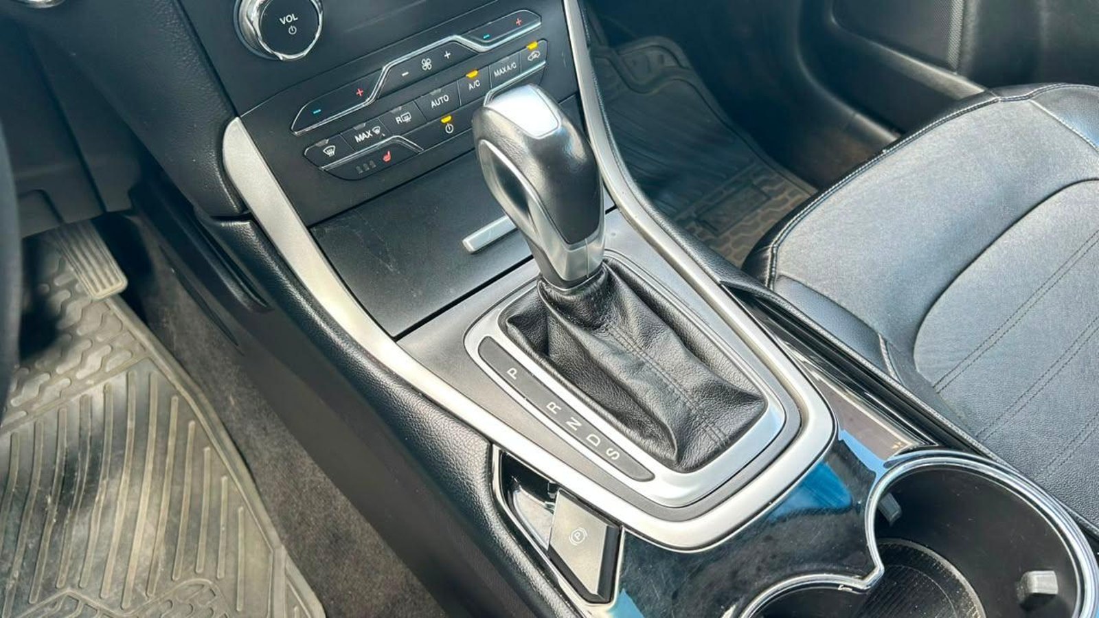 Ford EDGE 2019 - Imagen 15 de 20