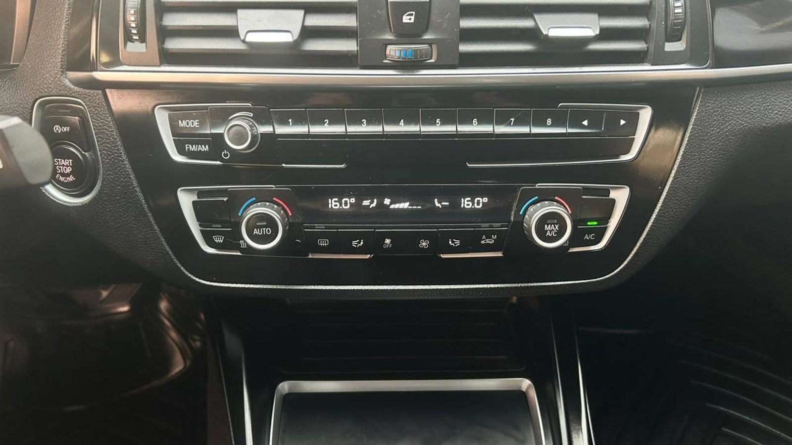 BMW 118I 2018 - Imagen 13 de 20