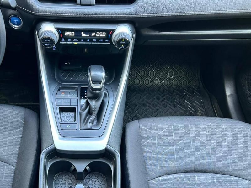 Toyota NEW RAV4 2021 - Imagen 14 de 20