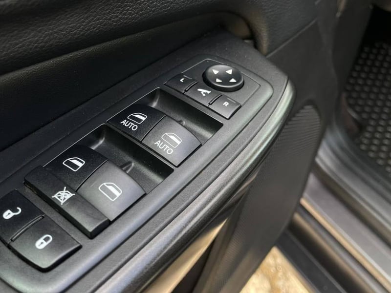 Jeep CHEROKEE 2019 - Imagen 16 de 18