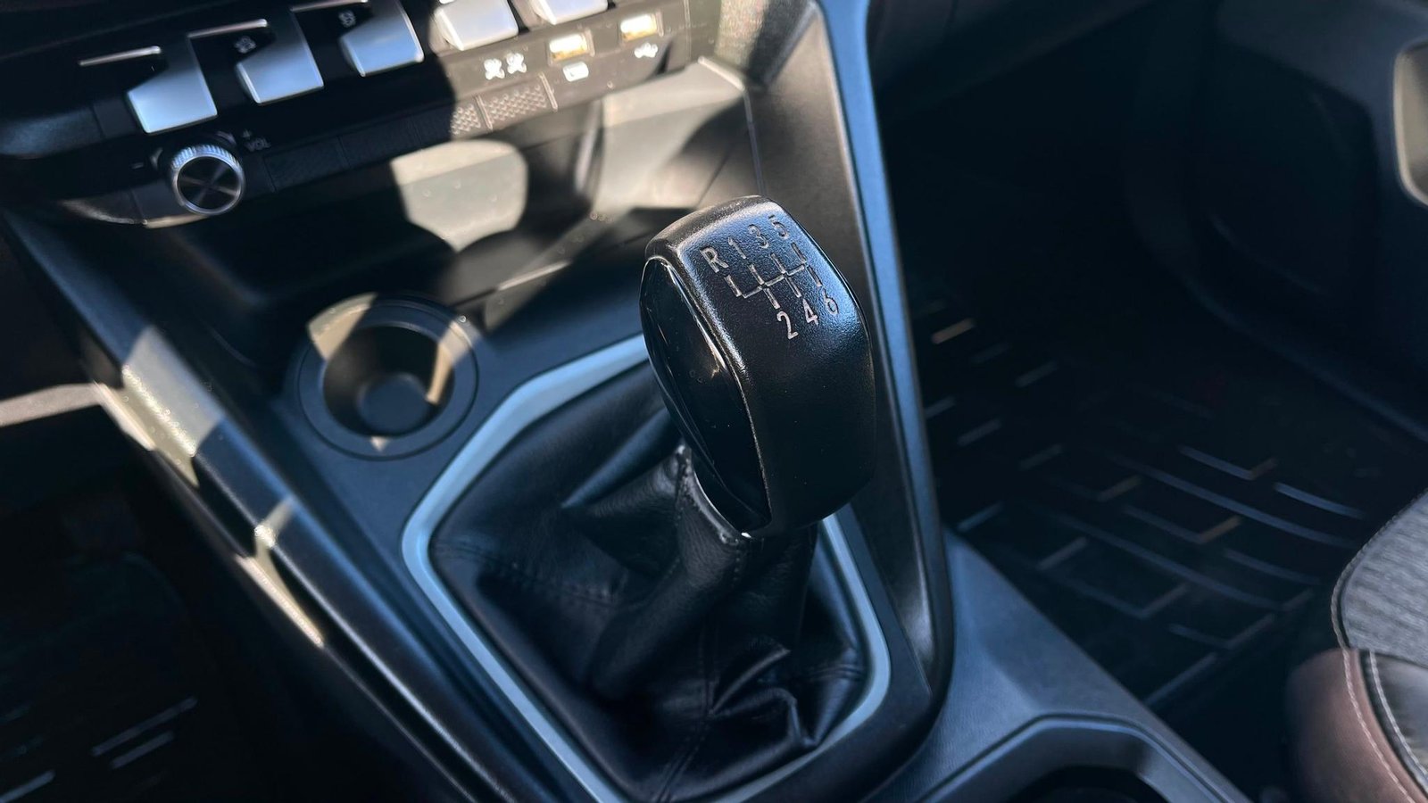 Peugeot LANDTREK 2023 - Imagen 14 de 17