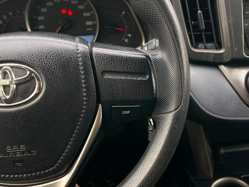 Toyota RAV4 2015 - Imagen 13 de 18