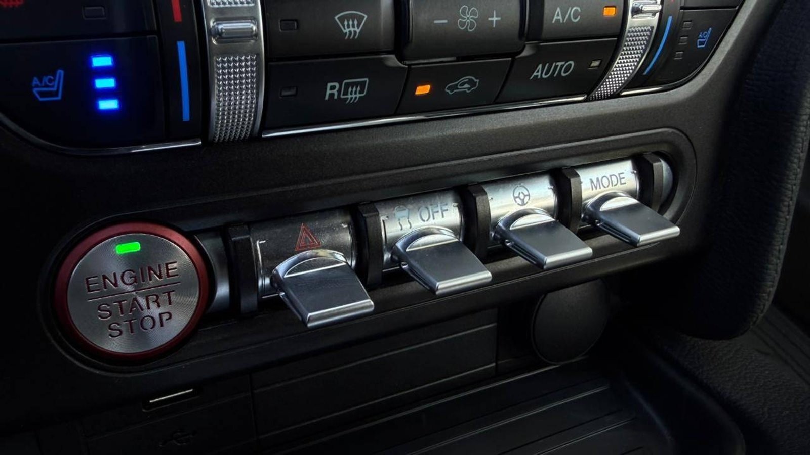 Ford Mustang 2023 - Imagen 15 de 20