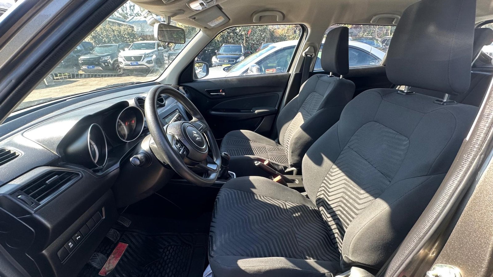 Suzuki SWIFT 2022 - Imagen 19 de 20