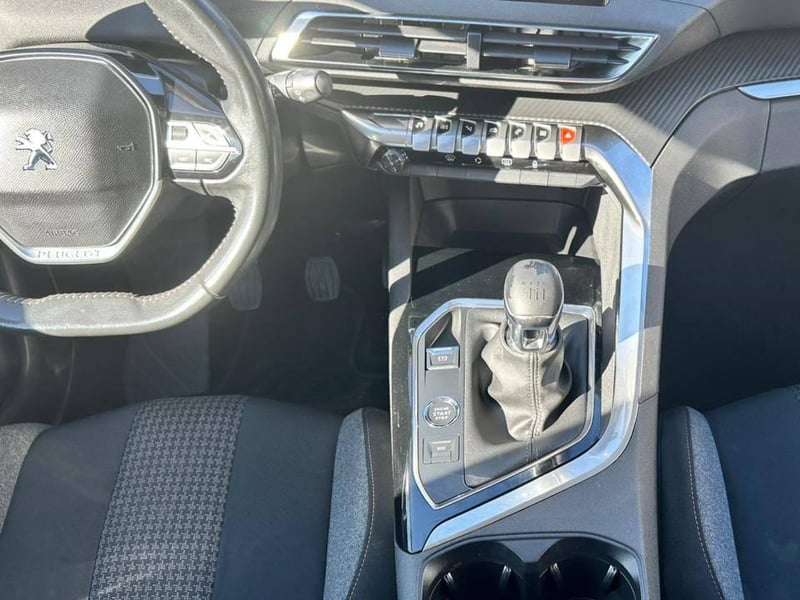 Peugeot 3008 2023 - Imagen 14 de 20